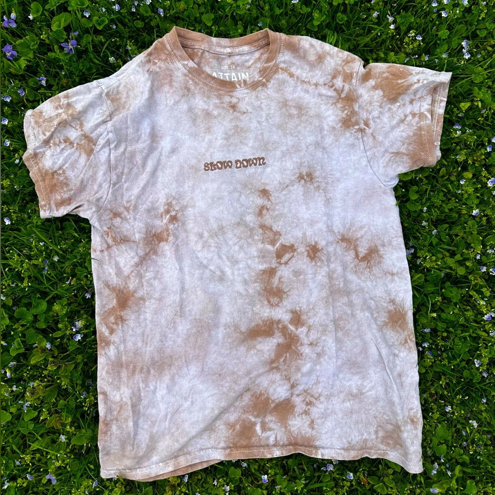 Men’s small Tee Tan Tie dye